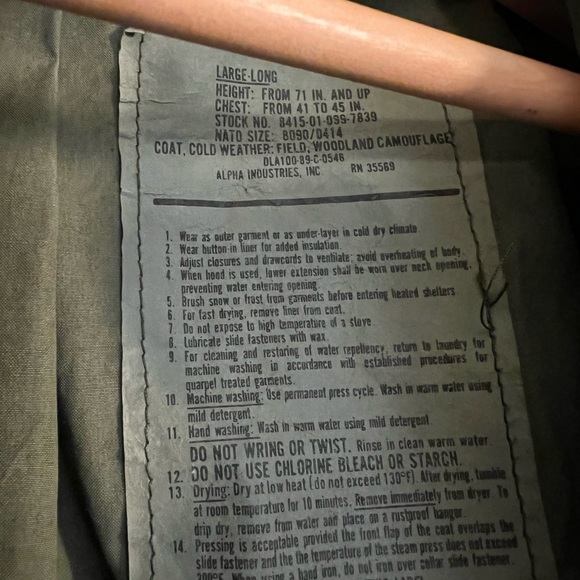 US Army M-65 Cold Weather Field Coat in Woodland Camo - Picture 3 of 4